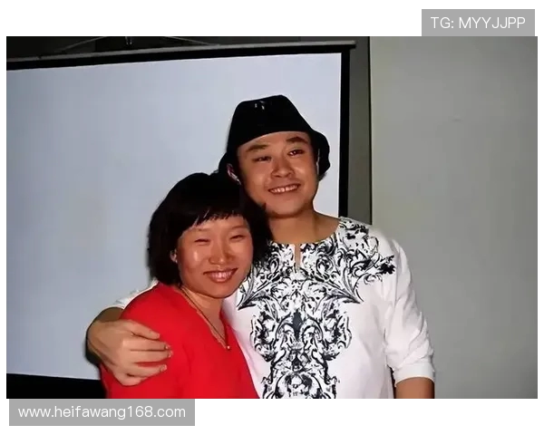 与杨娜畅谈足球生涯中的挑战与成就分享她的成长故事与未来展望 与杨娜畅谈足球生涯中的挑战与成就分享她的成长故事与未来展望