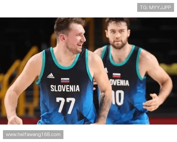 巴西男篮对决加拿大队精彩赛事回顾与分析