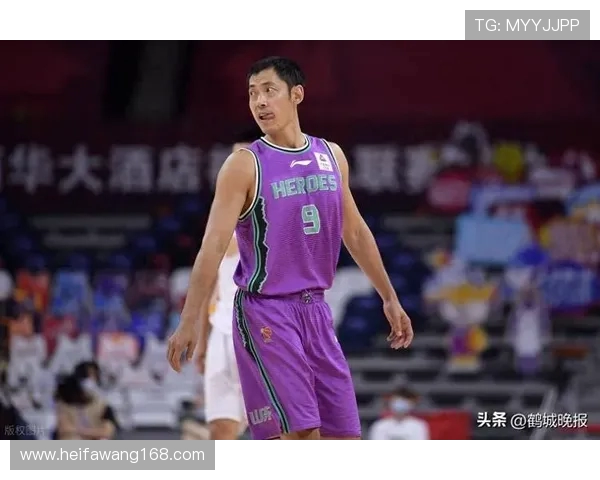 张庆鹏：从篮球场上的拼搏者到人生舞台上的励志典范